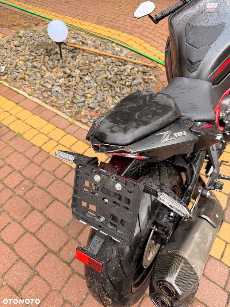 Kawasaki H2 - 5