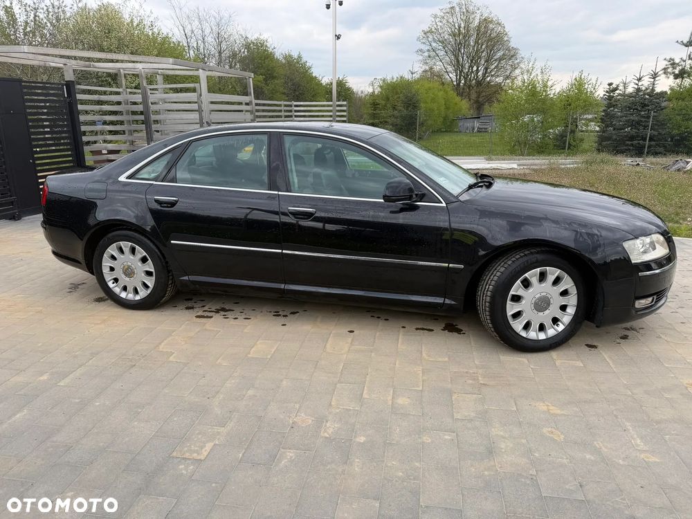 Audi A8 3.0 TDI DPF quattro - 2