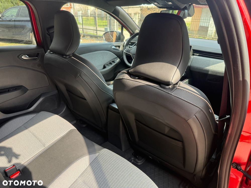 Renault Clio 1.0 TCe Techno - 19