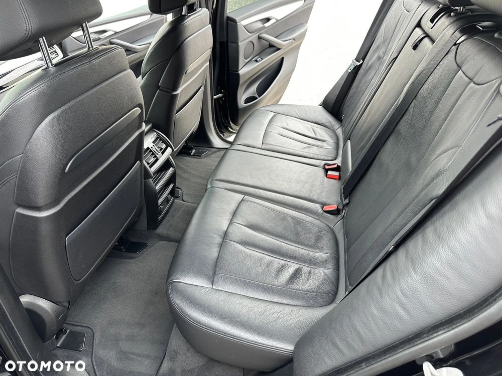 BMW X5 xDrive40d - 8