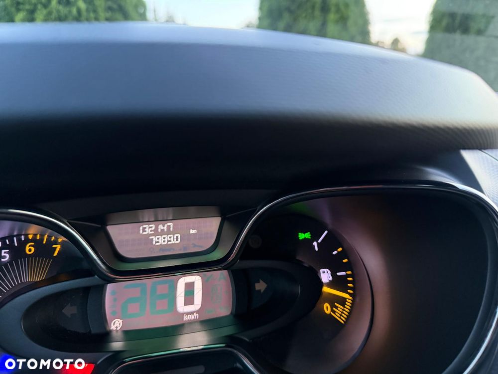 Renault Captur - 21