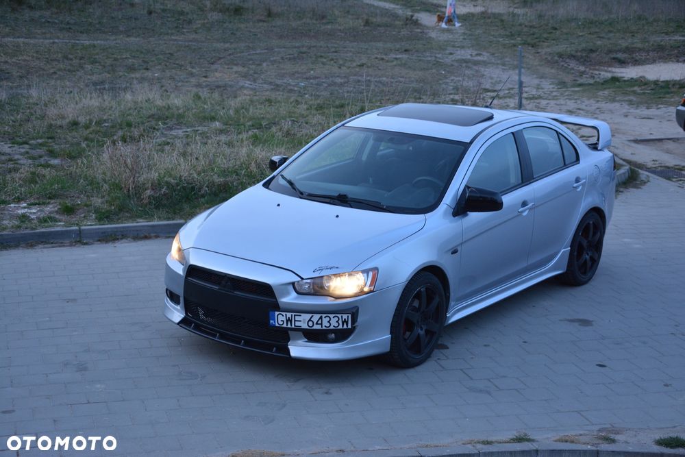 Mitsubishi Lancer - 14