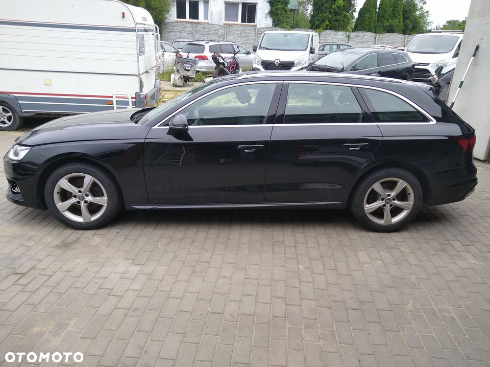 Audi A4 Avant 40 TFSI S tronic - 29
