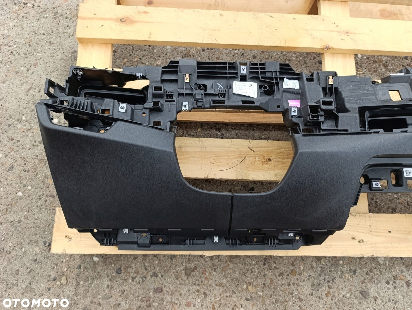 BMW U11 X1 DRUGA CZĘŚĆ KONSOLI DESKA 9875244 EUROPA - 6