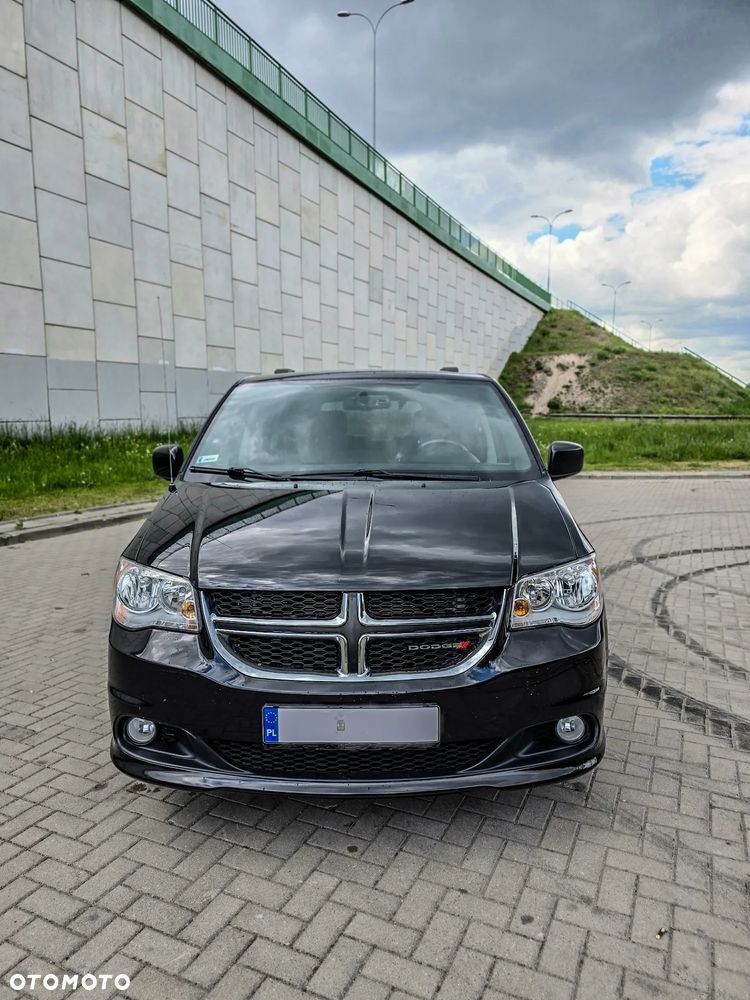 Dodge Grand Caravan - 7