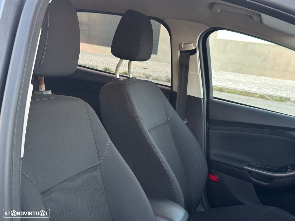 Ford Focus SW 1.5 TDCi Titanium DPS - 11