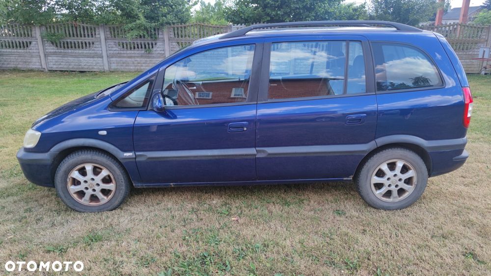 Opel Zafira - 1
