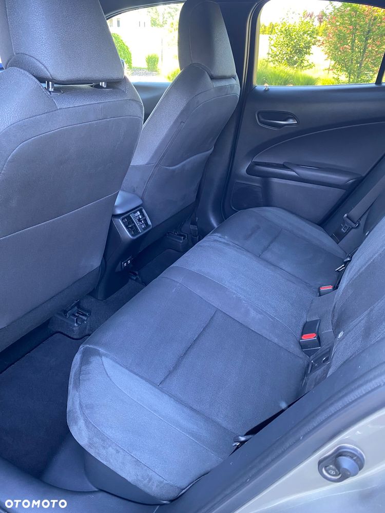 Lexus UX 250h Elegance 2WD - 9