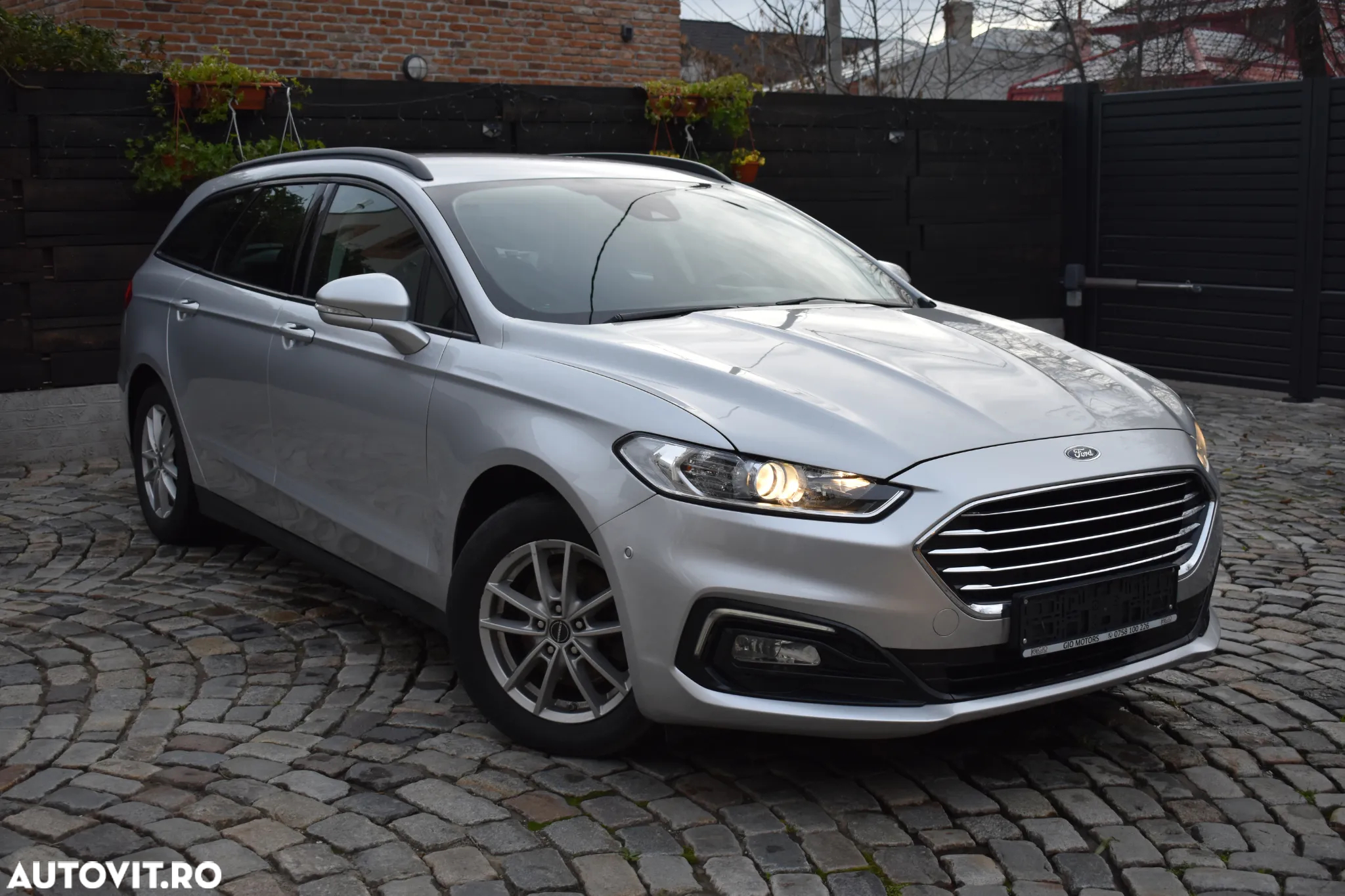 Ford Mondeo 2.0 TDCi Start-Stopp PowerShift-Aut Titanium - 2