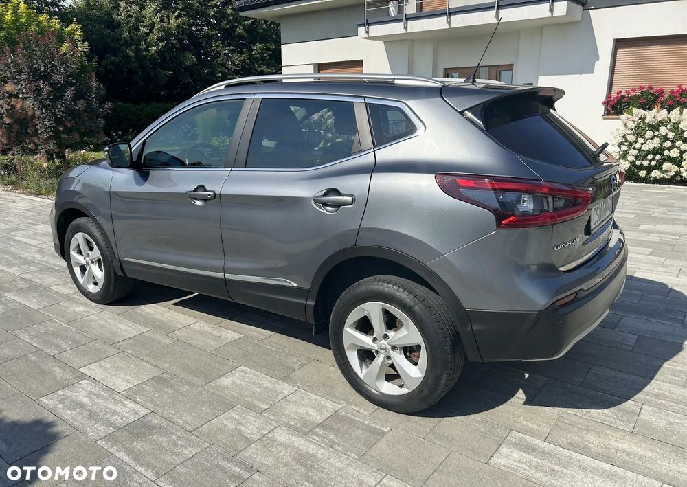 Nissan Qashqai 1.2 DIG-T N-Connecta EU6 - 3