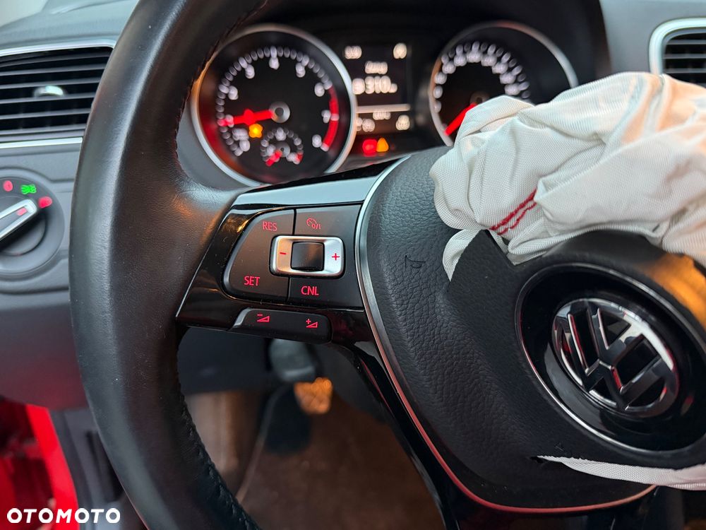 Volkswagen Polo 1.2 TSI (Blue Motion Technology) Comfortline - 12