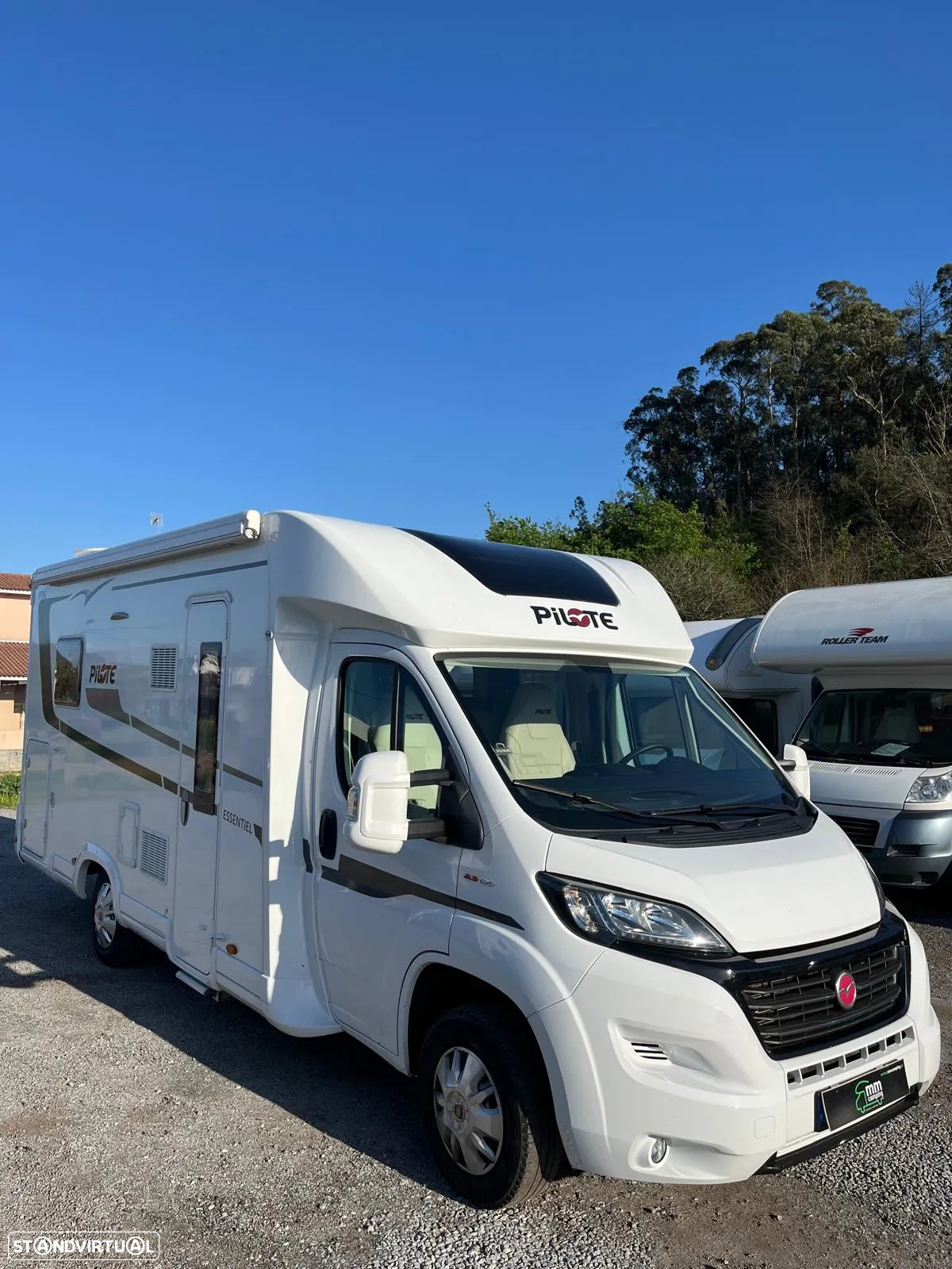 Pilote Essential 746 - 3