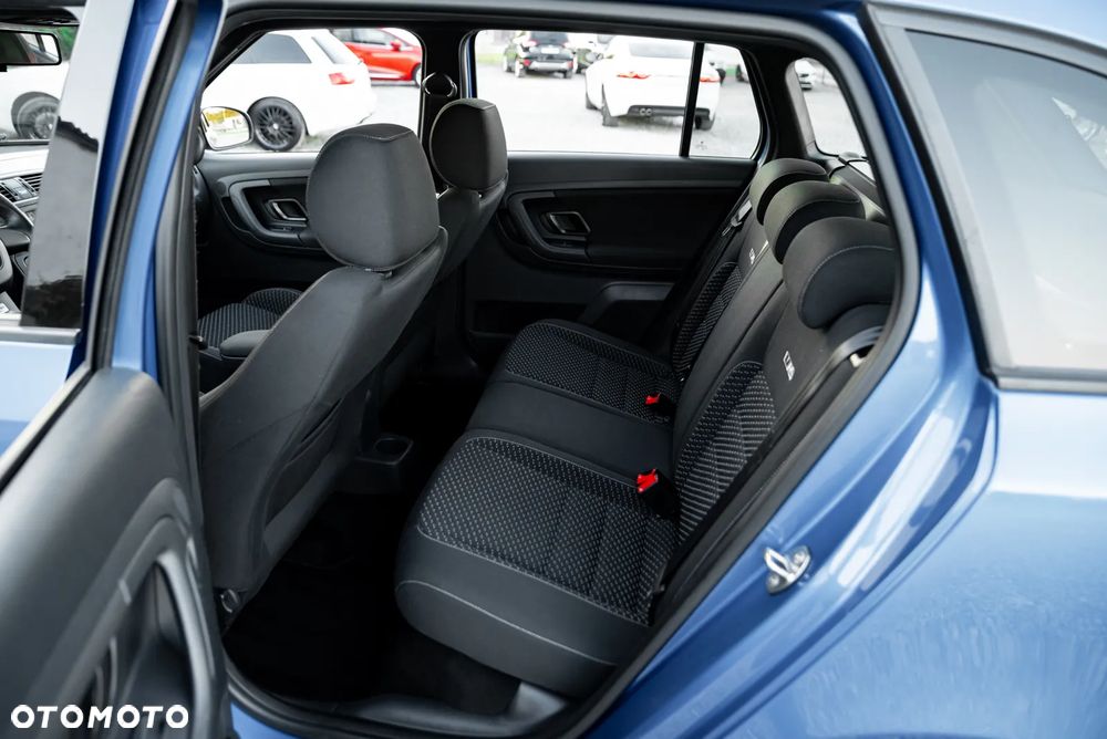 Skoda Fabia 1.4 TSI DSG RS - 21