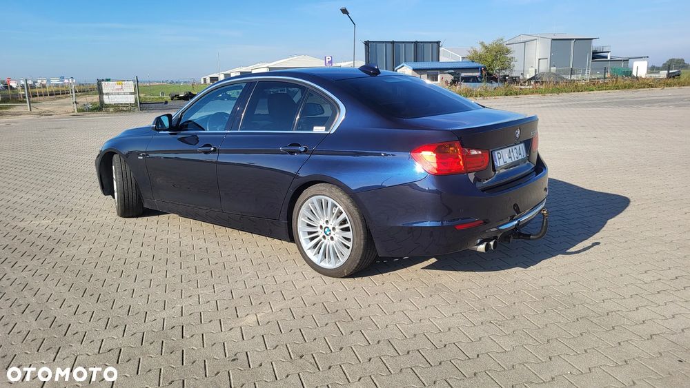 BMW Seria 3 328i Luxury Line - 5
