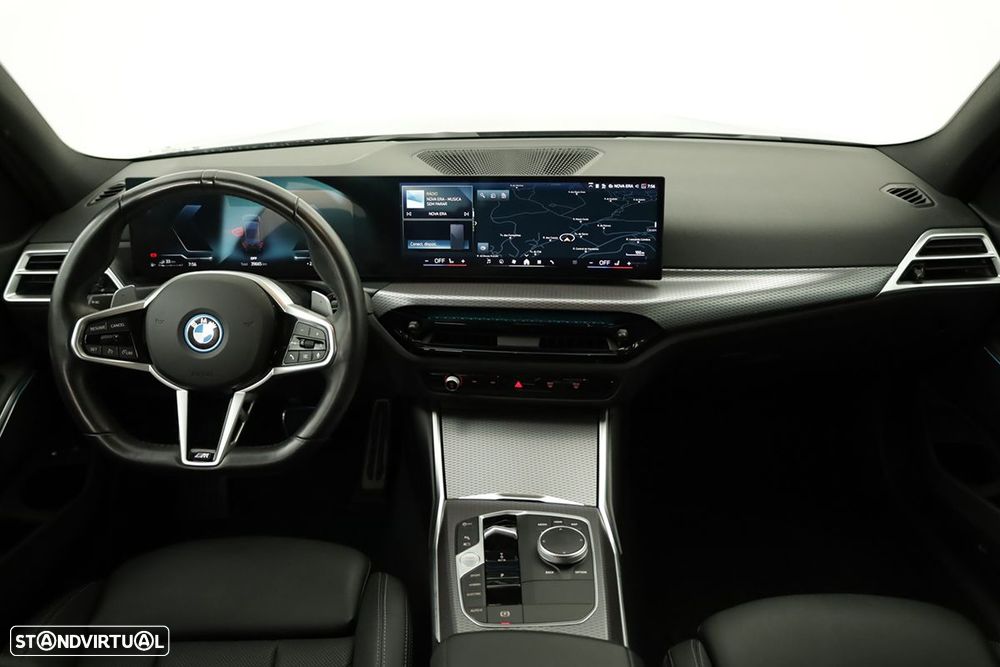 BMW 330 e Edição Desportiva M Auto - 9