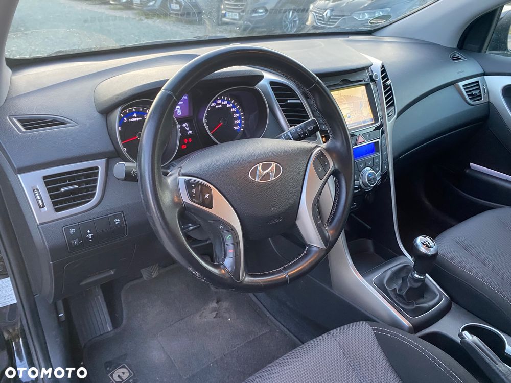Hyundai i30 1.4 Premium - 22
