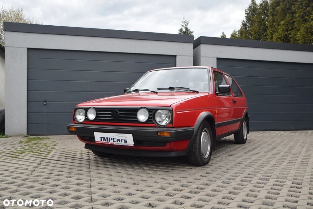 Volkswagen Golf 1.3 - 16
