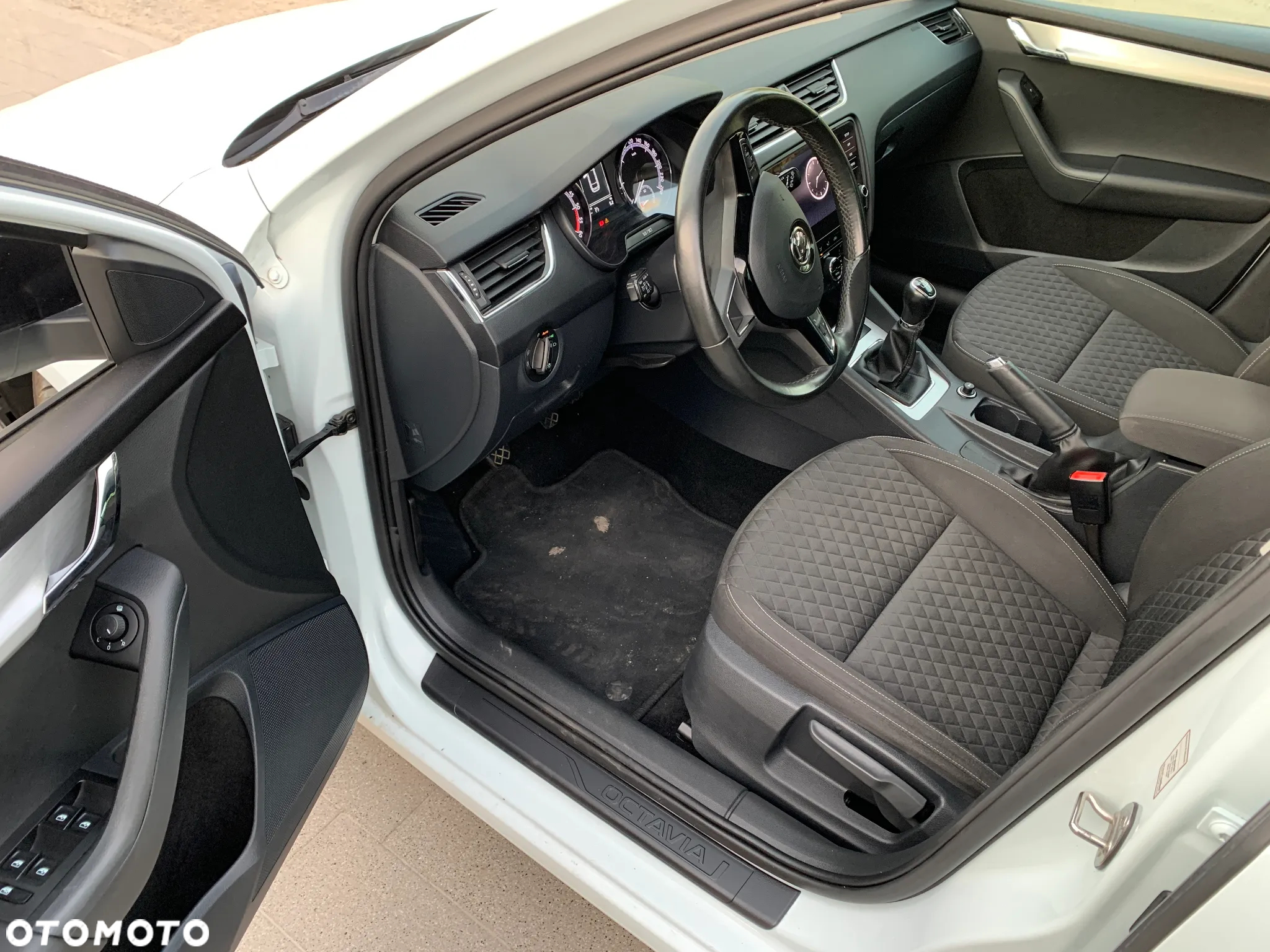 Skoda Octavia Combi 1.6 TDI Style - 17