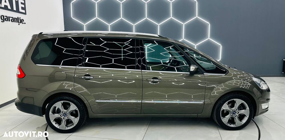 Ford Galaxy 2.0 TDCi DPF Ghia - 37
