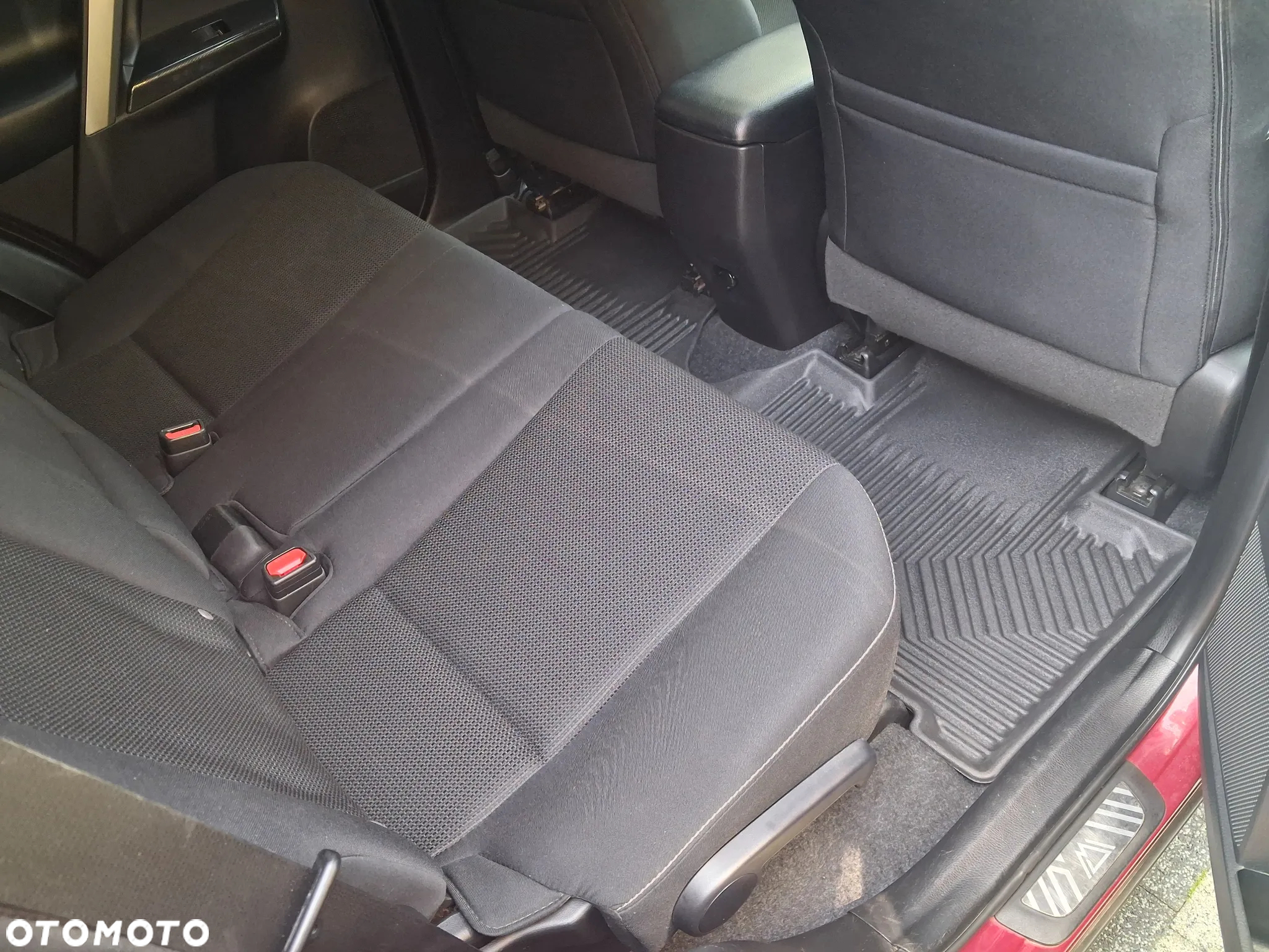 Toyota RAV4 - 20