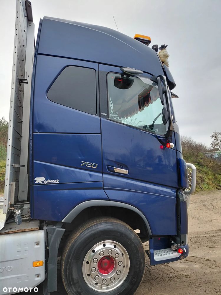 Volvo FH 750 - 4