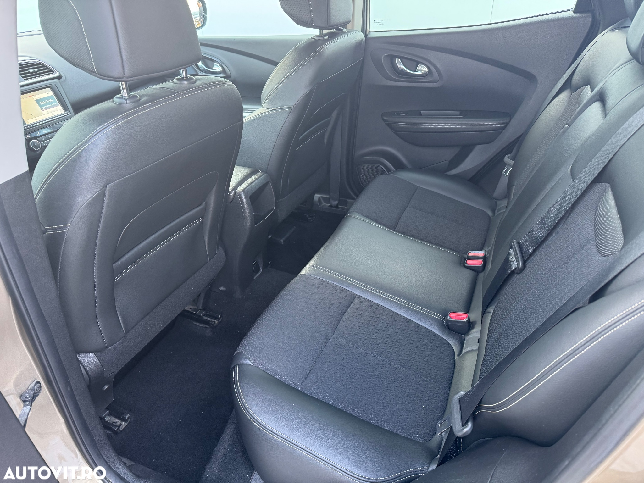 Renault Kadjar Energy TCe 130 Bose Edition - 9