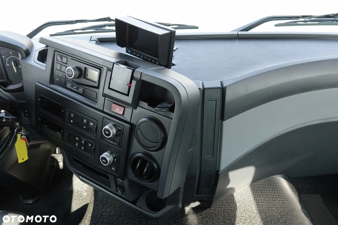 Renault C 380 / 8X4 / BETONOMIESZARKA / GRUSZKA / SCHWING STETTER  9 M3 / EURO 6 / 2017 ROK - 33