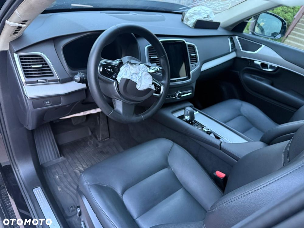 Volvo XC 90 - 12