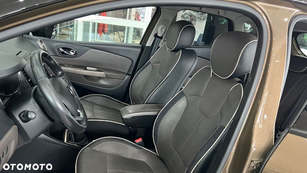 Renault Captur - 27