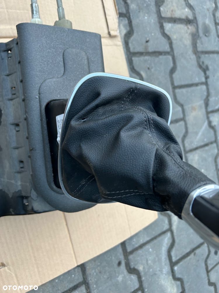 Opel Corsa E lewarek zmiany biegów mieszek linki 1.3 diesel 55496803 - 3