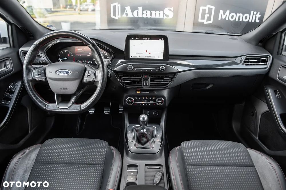 Ford Focus 1.0 EcoBoost ST-Line - 31