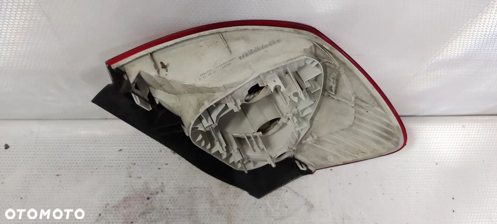 .  LAMPA TYL TYLNA PRAWA BMW 1 E87 LIFT - 4