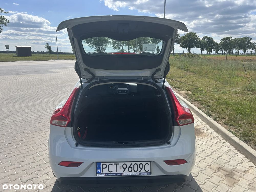 Volvo V40 D2 - 5