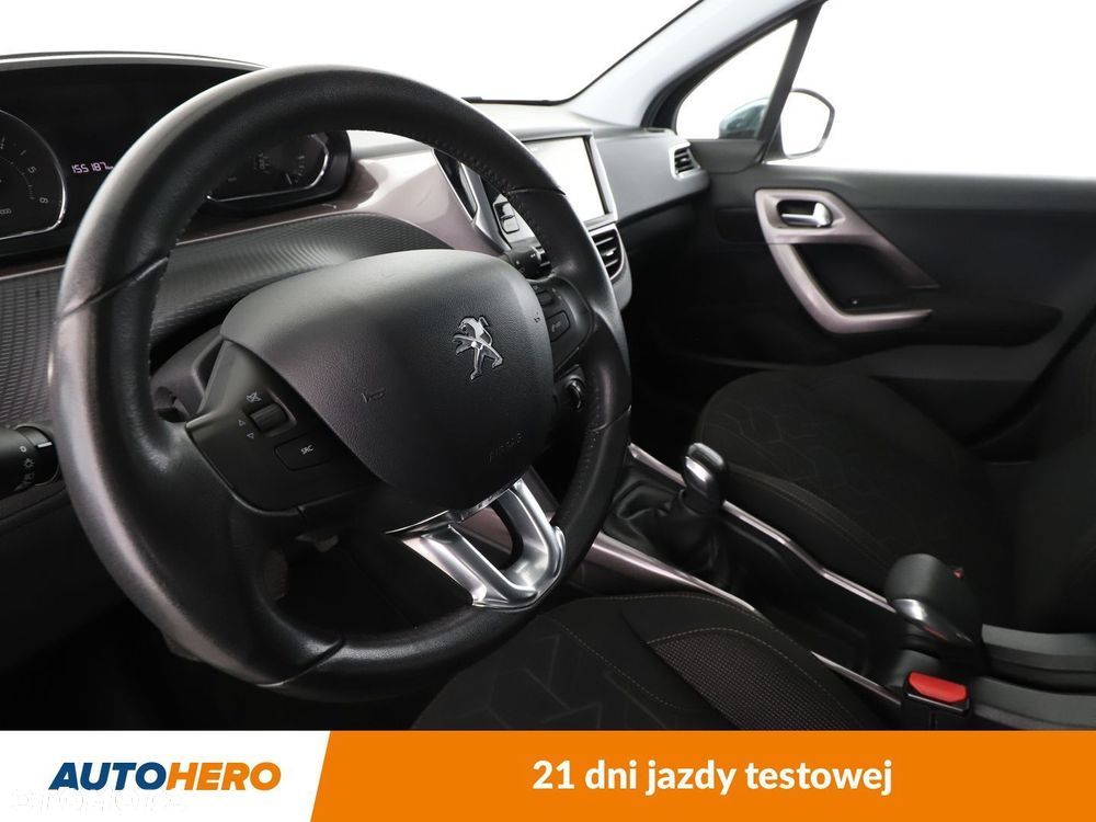 Peugeot 2008 1.6 e-HDi Style S&S - 11