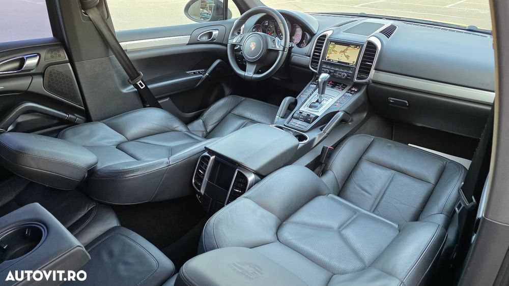 Porsche Cayenne 3.0TD TipTronic - 8