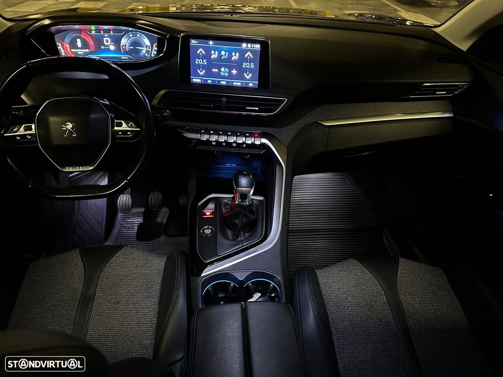 Peugeot 5008 1.5 BlueHDi Style - 12