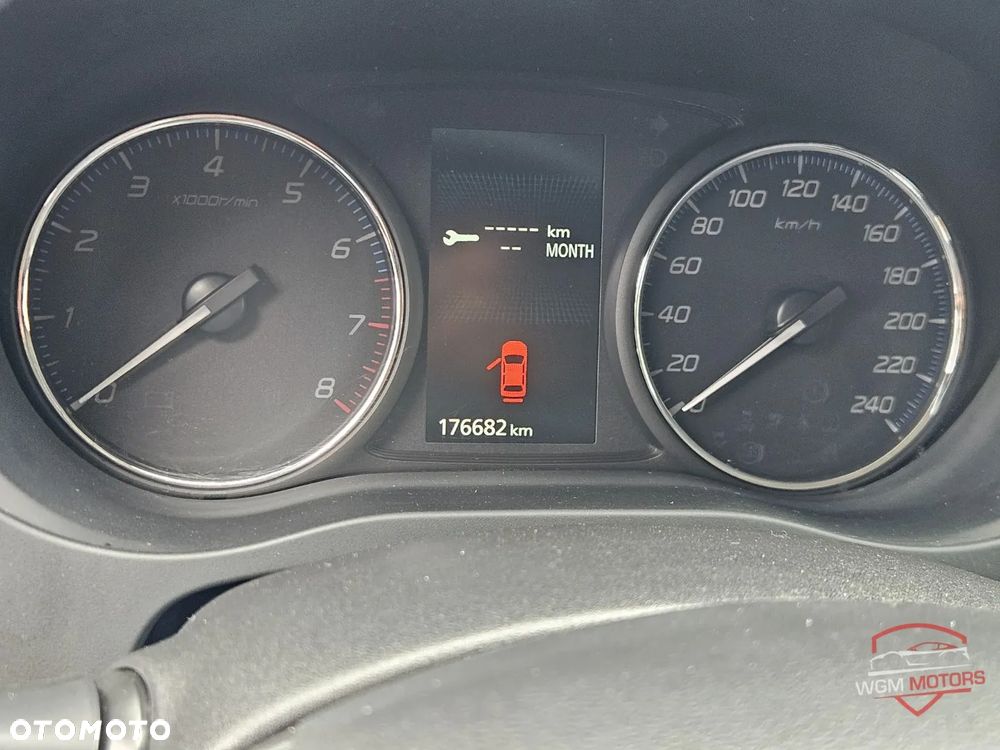 Mitsubishi Outlander 2.0 2WD Invite - 14