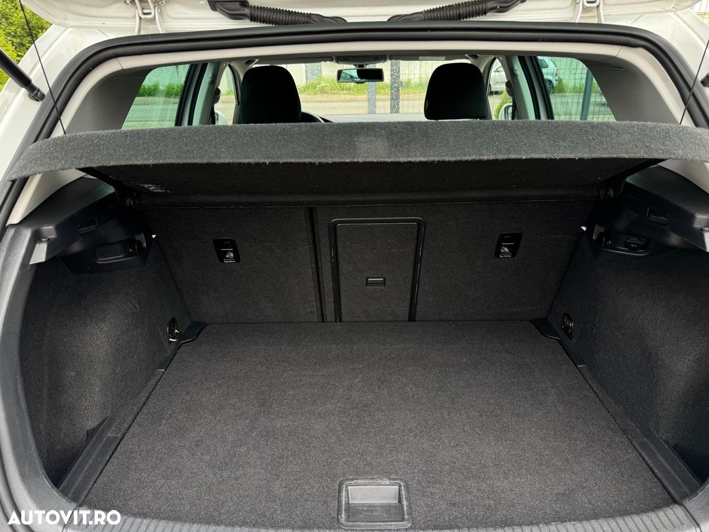 Volkswagen Golf 1.2 TSI BlueMotion Technology DSG Comfortline - 14