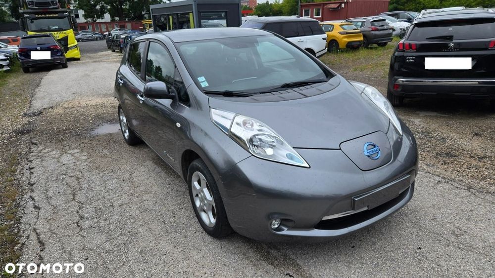 Nissan Leaf - 5