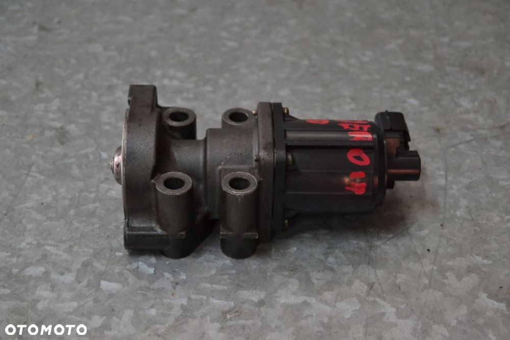 MITSUBISHI PAJERO III 3,2 DID ZAWÓR SPALIN - 2