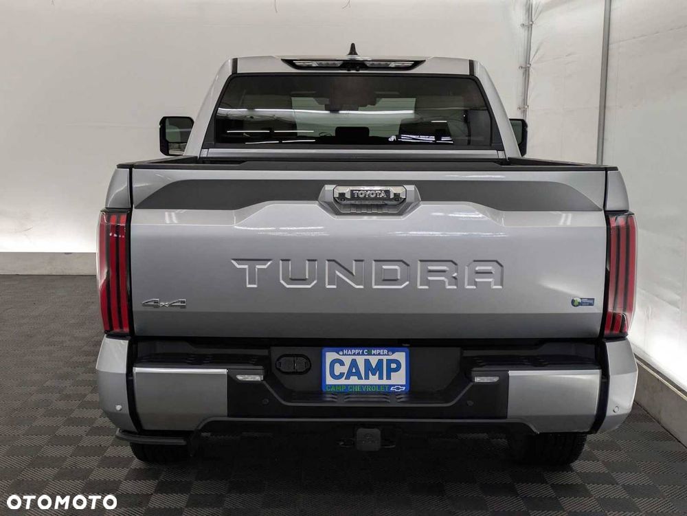 Toyota Tundra - 4