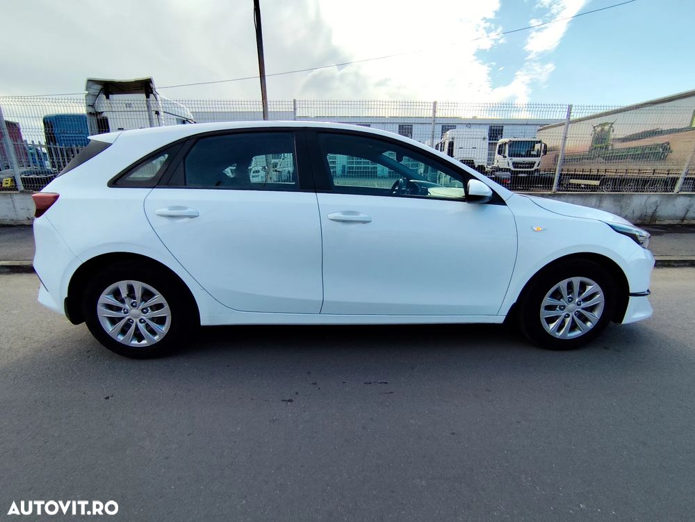 Kia Ceed - 4