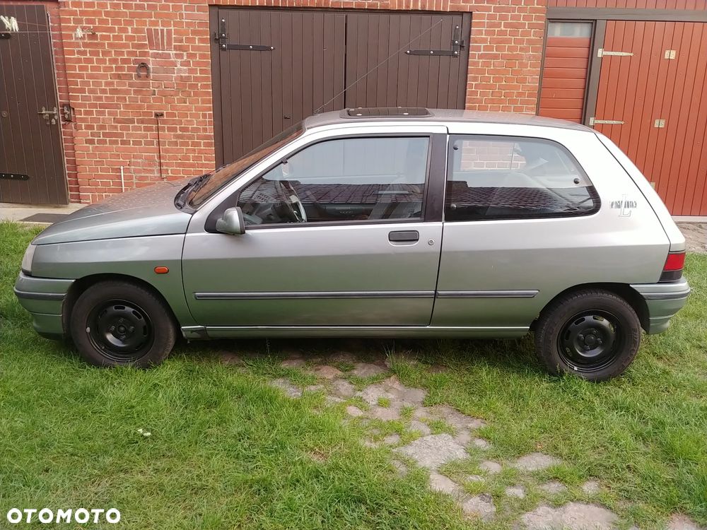 Renault Clio 1.2 RN - 2