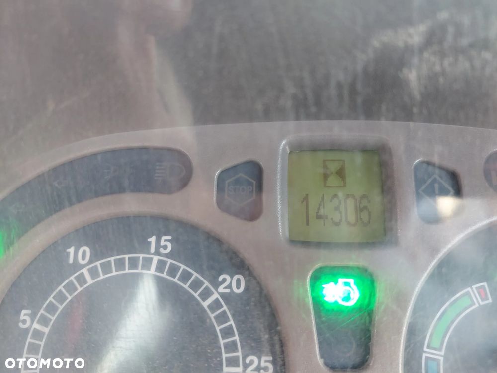 New Holland TVT 195 - 13