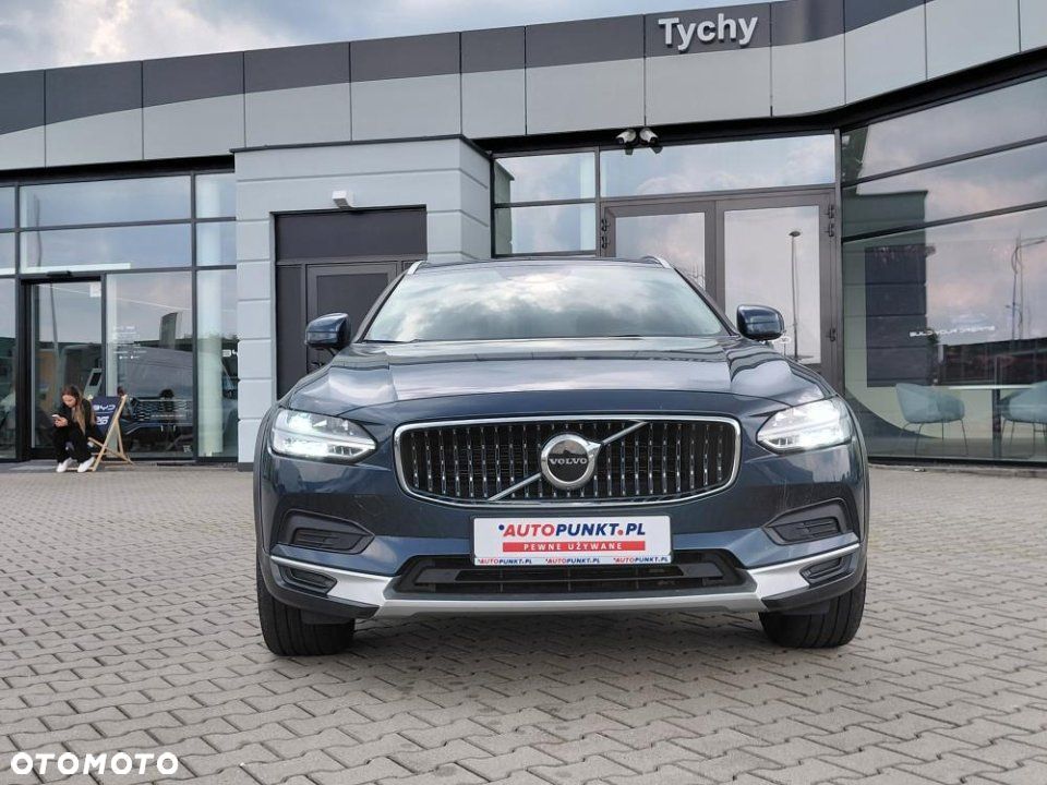 Volvo V90 Cross Country - 8