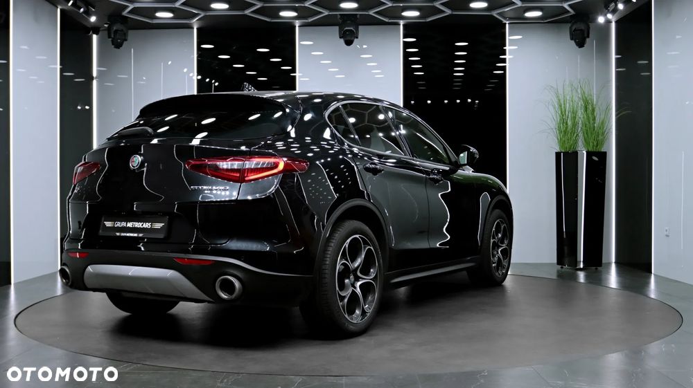Alfa Romeo Stelvio 2.0 Turbo Executive Q4 - 9