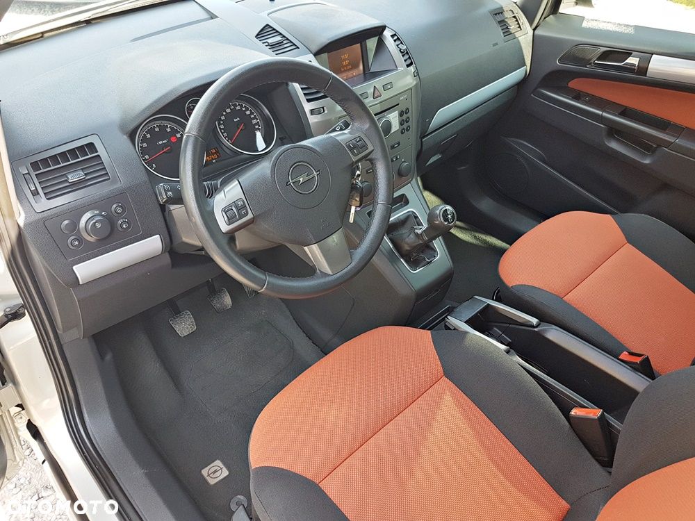 Opel Zafira 1.8 Innovation - 14