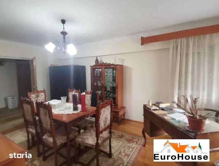 Apartament cu 3 camere de vanzre in Alba Iulia — fotografia 1