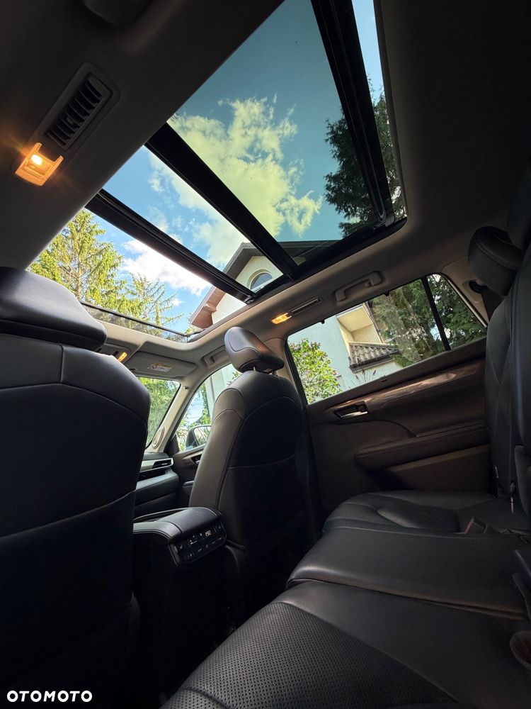 Toyota Highlander 2.5 Hybrid Executive Style - 13
