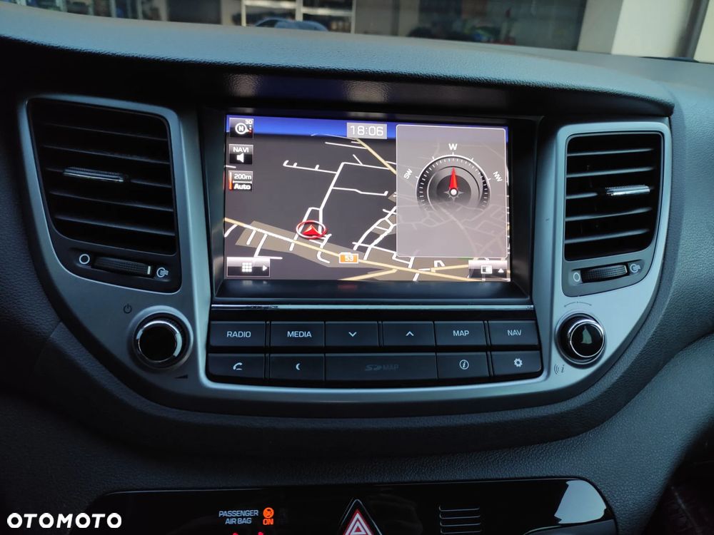 Hyundai Tucson blue 1.7 CRDi 2WD Style - 23